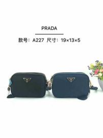 Picture of Prada Lady Handbags _SKUfw152447561fw